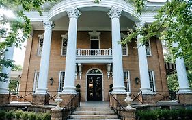 Heritage House Bed & Breakfast - Boutique Adults-Only Inn