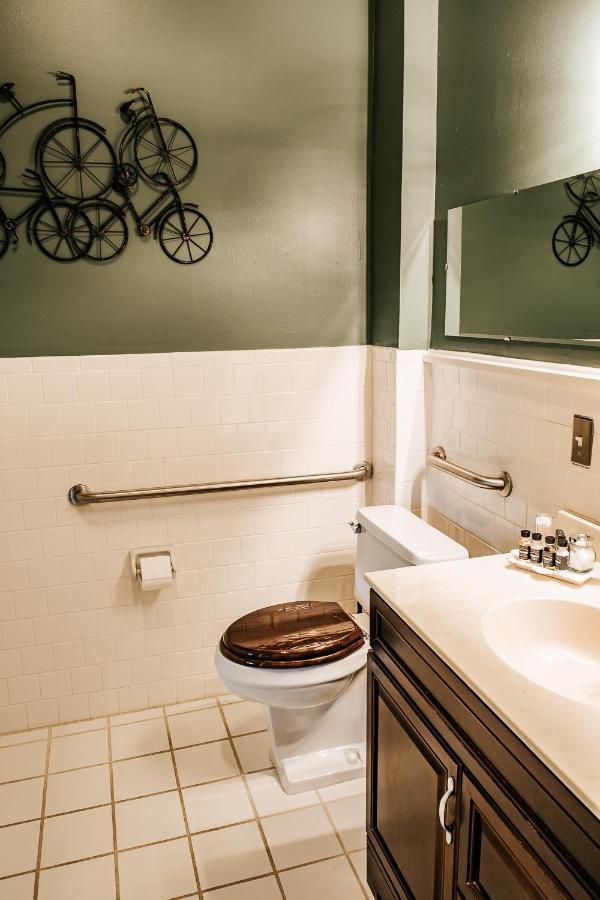 Heritage House Bed & Breakfast - Boutique Adults-Only Inn Opelika Exterior photo
