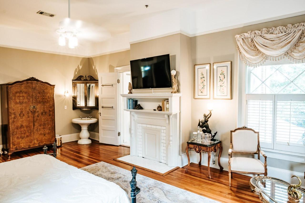 Heritage House Bed & Breakfast - Boutique Adults-Only Inn Opelika Exterior photo
